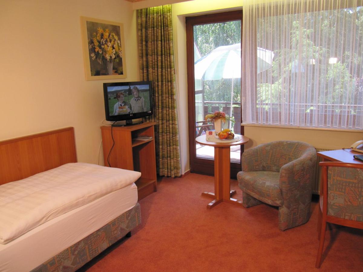 โฮเทล เพนชั่น มารี-ลุยเซอ Hotel บัดบีเวนเซิน ห้อง รูปภาพ